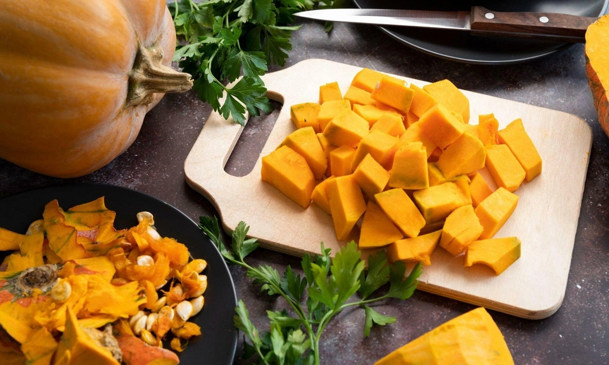 Tưởng l&agrave; r&aacute;c nhưng lại l&agrave; &ldquo;kho dinh dưỡng&rdquo;: 5 loại thực phẩm ăn cả 