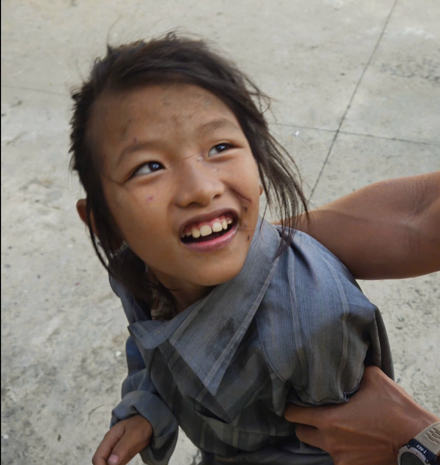 T&igrave;m người th&acirc;n cho b&eacute; g&aacute;i đi lạc tại Cần Thơ , tinh thần chưa ổn định - Ảnh 1.