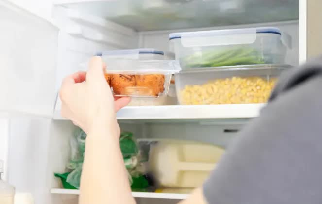 Thai phụ tử vong sau khi ăn đồ thừa trong tủ lạnh: 