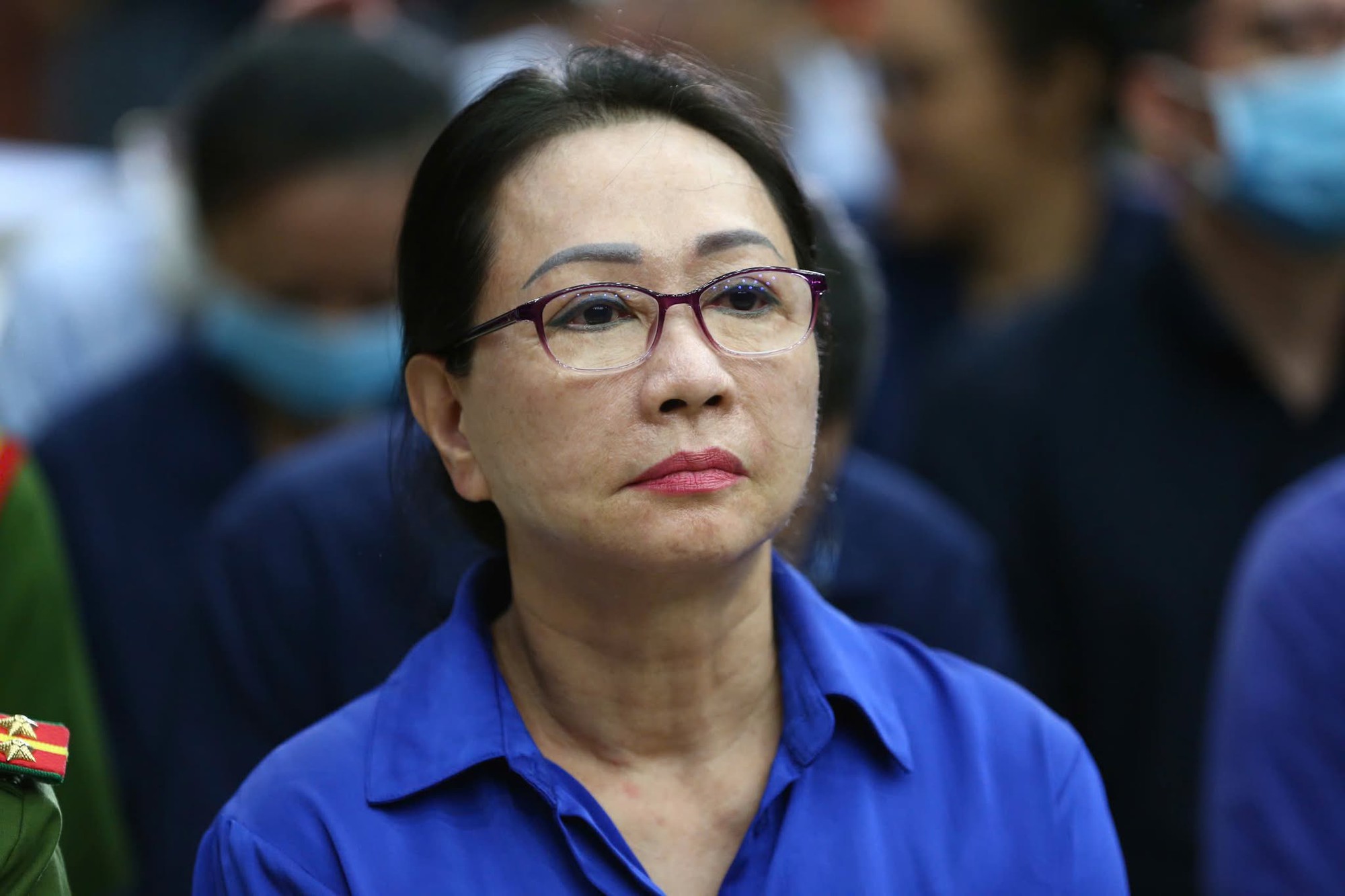 Rao b&aacute;n si&ecirc;u xe Trương Mỹ Lan: Maybach trắng biển 51 f - 199 . 99 Khởi điểm hơn 7 tỷ đồng - Ảnh 1.