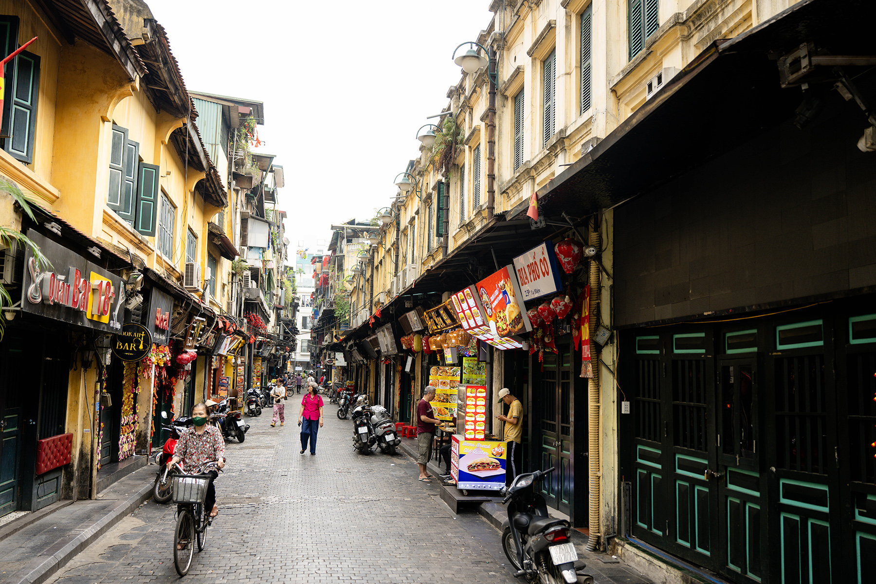 To&agrave;n cảnh phố phường H&agrave; Nội mang diện mạo kh&aacute;c lạ sau 4 th&aacute;ng lập lại trật tự vỉa h&egrave; - Ảnh 19.