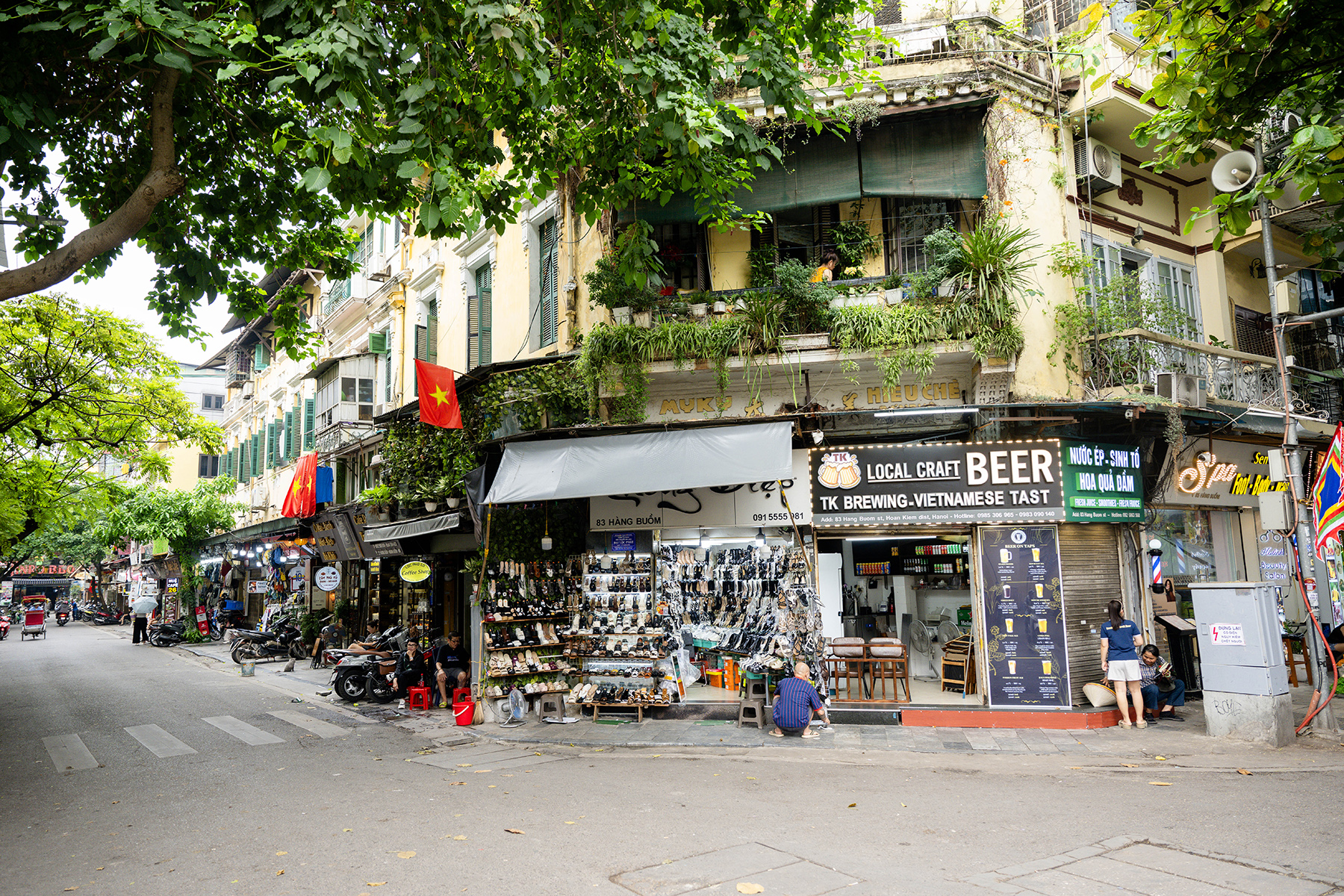 To&agrave;n cảnh phố phường H&agrave; Nội mang diện mạo kh&aacute;c lạ sau 4 th&aacute;ng lập lại trật tự vỉa h&egrave; - Ảnh 3.