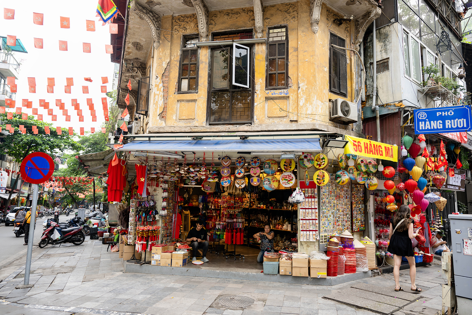 To&agrave;n cảnh phố phường H&agrave; Nội mang diện mạo kh&aacute;c lạ sau 4 th&aacute;ng lập lại trật tự vỉa h&egrave; - Ảnh 12.