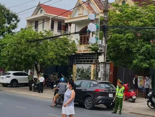 Nghi phạm đ&acirc;m chết b&agrave; chủ tiệm cầm đồ ở Quảng Trị bị bắt sau 2 giờ g&acirc;y &aacute;n - Ảnh 1.