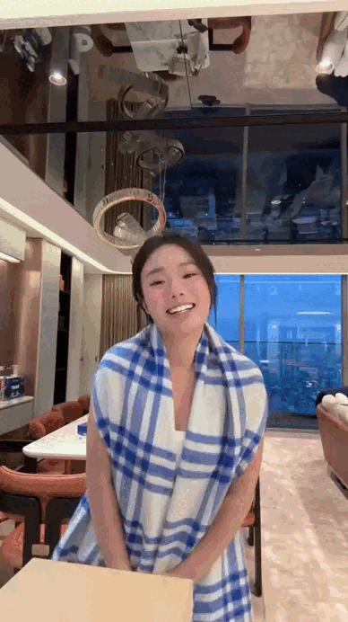 Con g&aacute;i đại gia xi măng Bạch Dương cưới thiếu gia Đ&agrave; Nẵng v&agrave; Cuộc sống xa hoa 2026 - Ảnh 4.