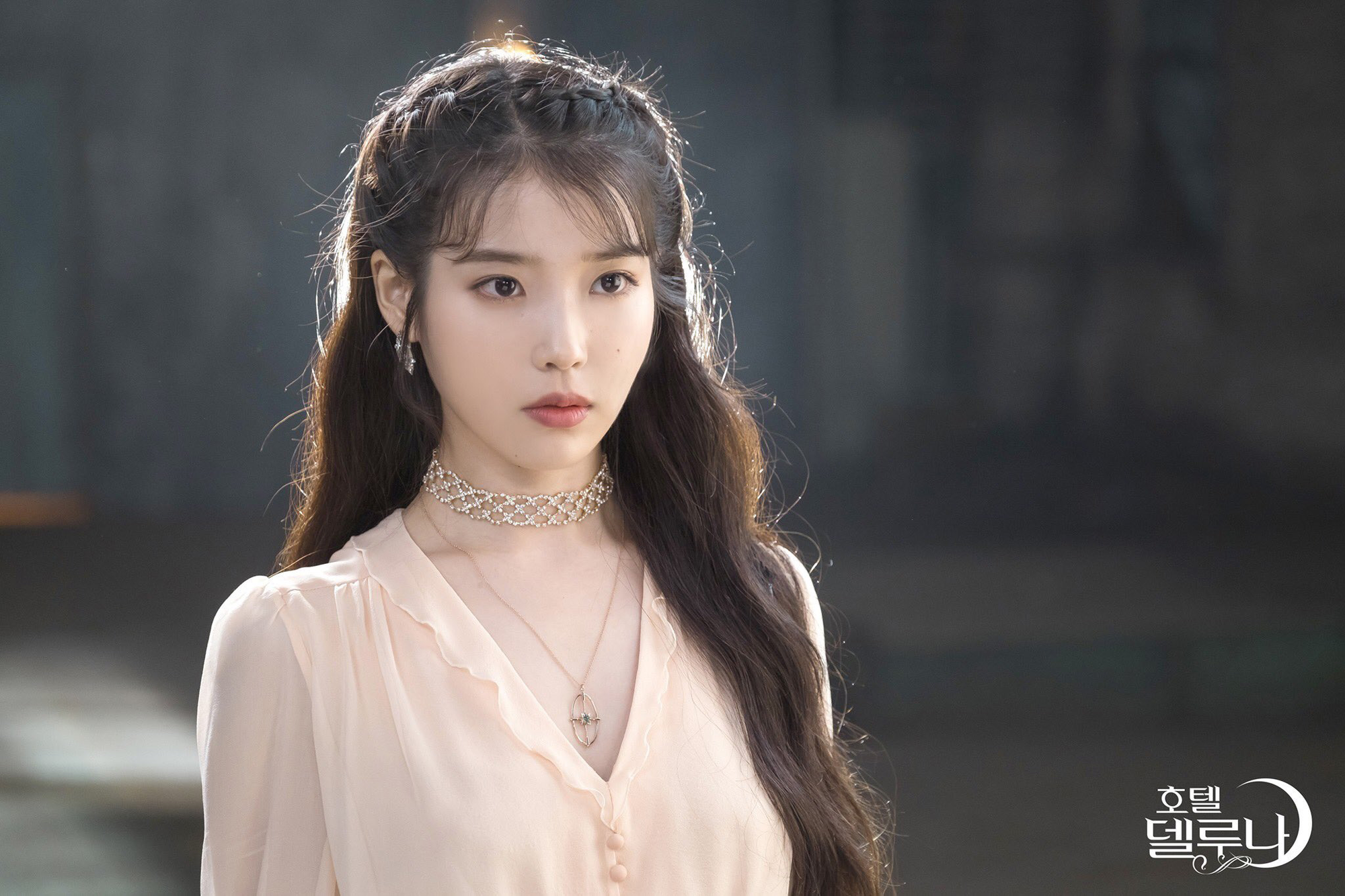 iu-trong-phim-hotel-del-luna-1777004831120-177700483132745161830.png