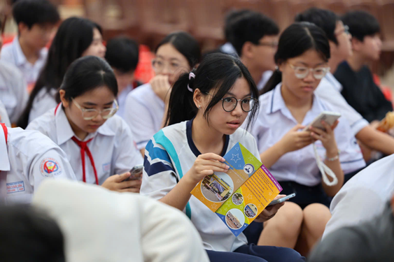 Thi lớp 10 tại TP HCM: Dự kiến giao đề trước một ng&agrave;y - Ảnh 1.