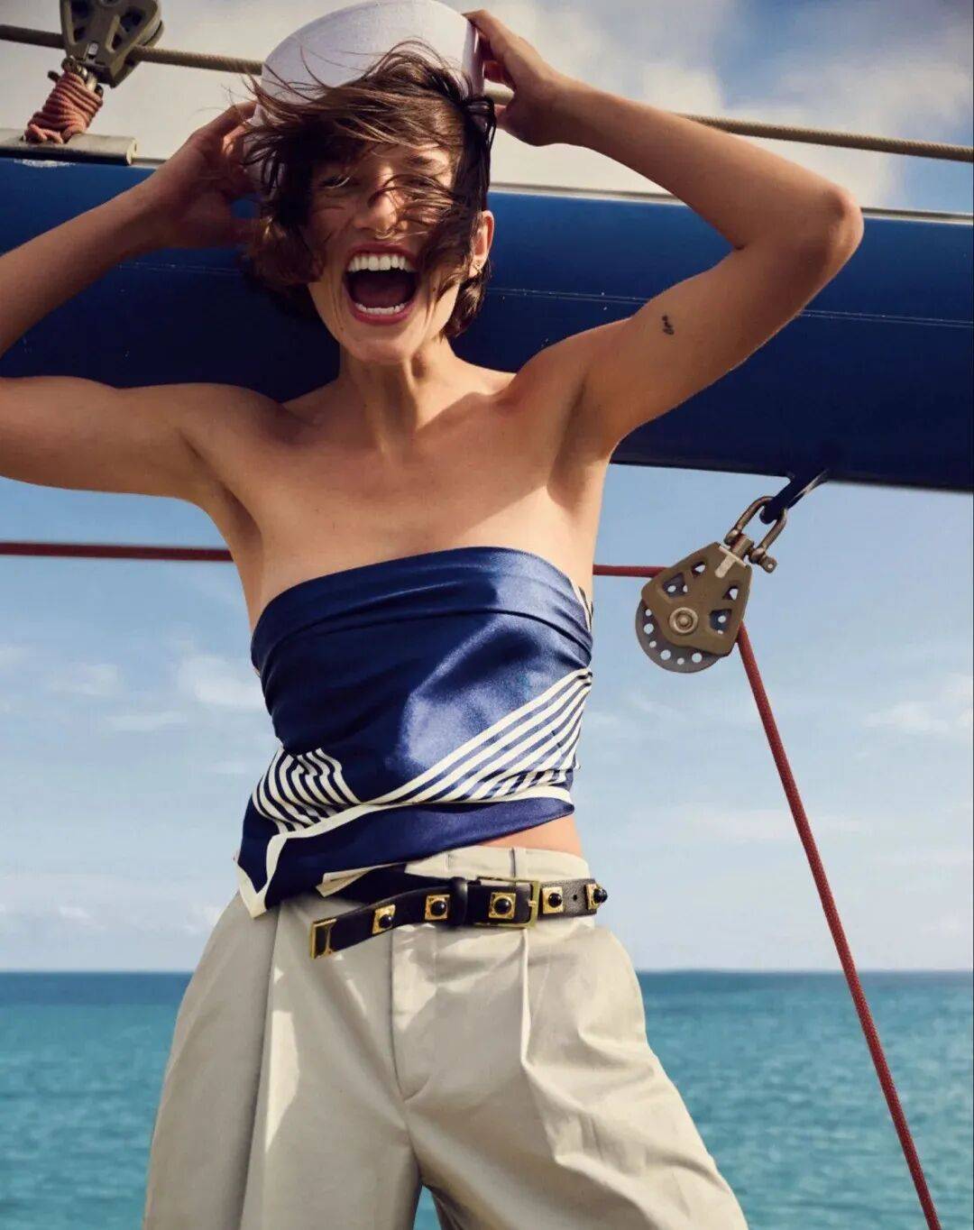 3 Gam m&agrave;u cực phẩm h&egrave; 2026: T&iacute;m tử đinh hương t&ocirc;n da v&agrave;ng , n&acirc;ng tầm phong c&aacute;ch - Ảnh 14.