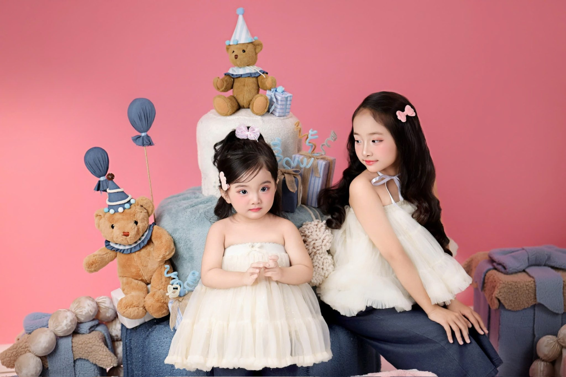 Bộ ảnh dễ thương của mẹ Kh&aacute;nh Thi v&agrave; c&aacute;c con g&aacute;i: Anna v&agrave; Lisa xinh như b&uacute;p b&ecirc; - Ảnh 2.