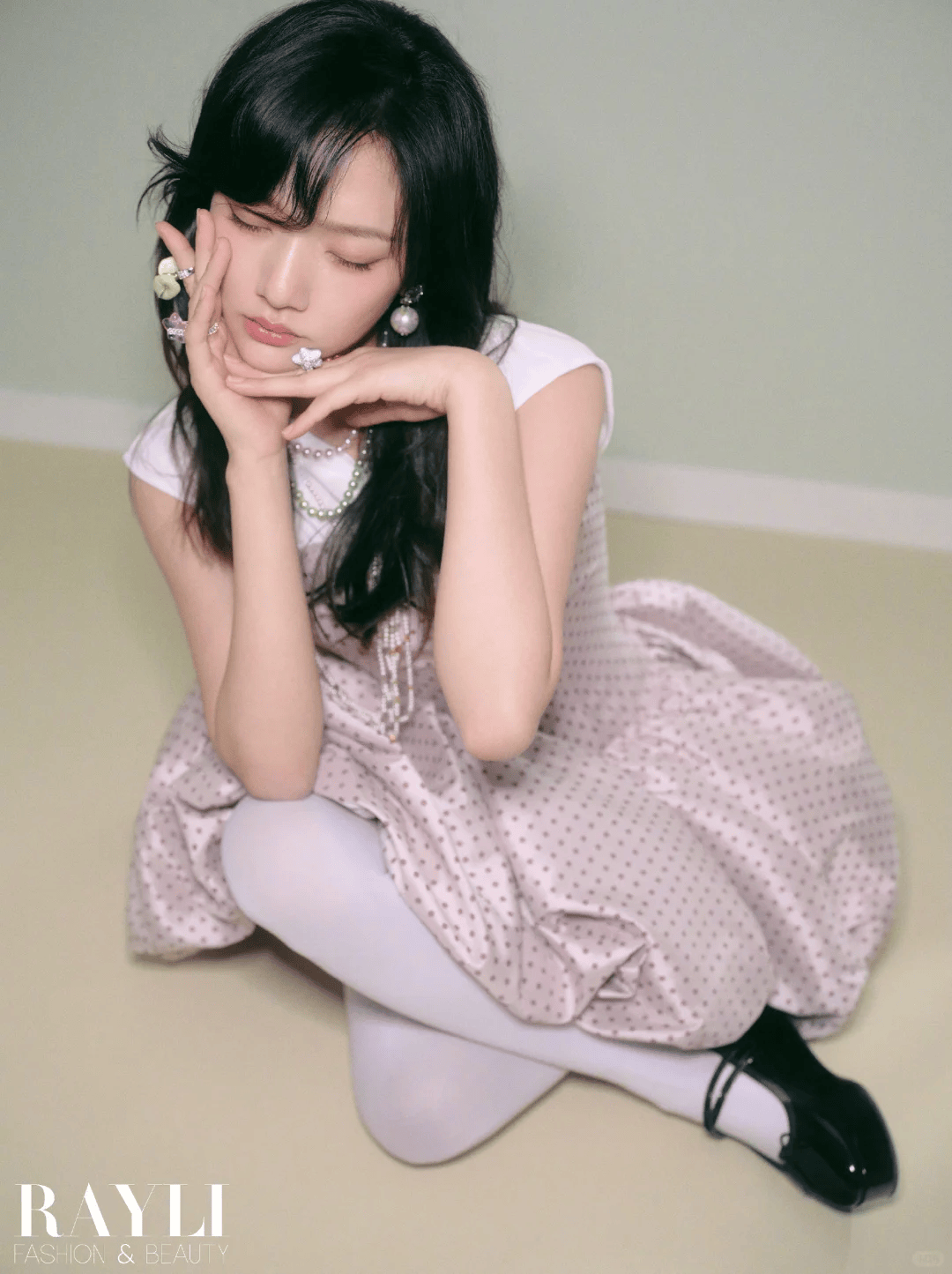 3 Gam m&agrave;u cực phẩm h&egrave; 2026: T&iacute;m tử đinh hương t&ocirc;n da v&agrave;ng , n&acirc;ng tầm phong c&aacute;ch - Ảnh 3.