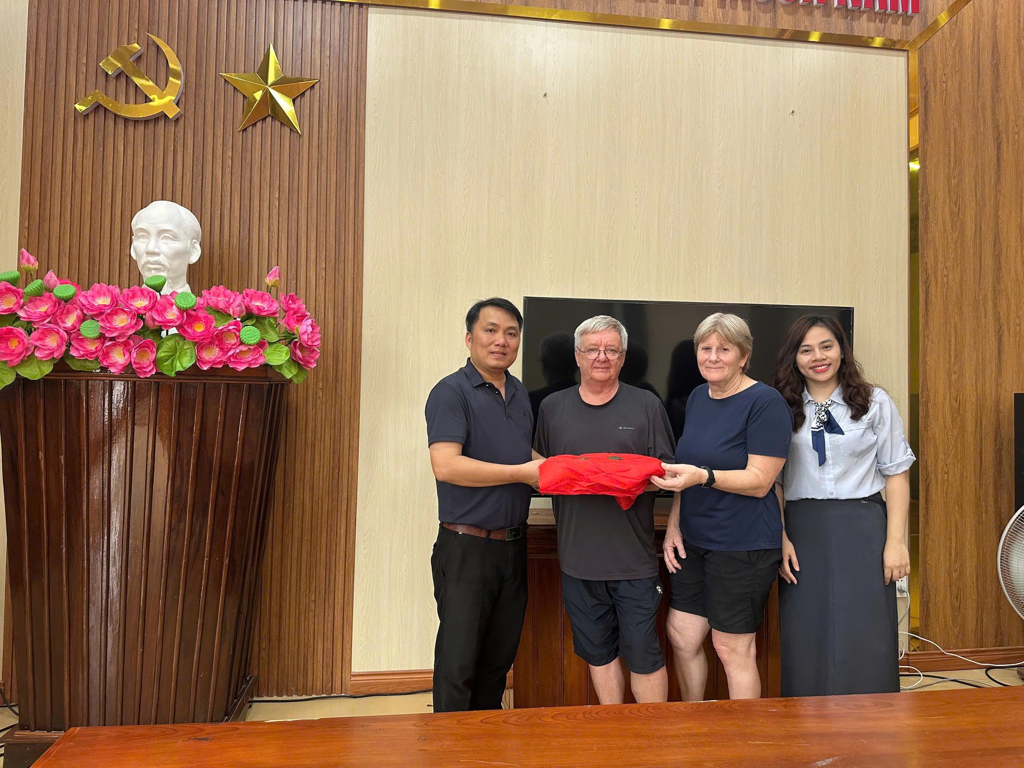 Ph&aacute;t hiện r&igrave;u đ&aacute; 8 . 000 Năm tuổi tại hang &Eacute;n , Phong Nha - Kẻ B&agrave;ng - Ảnh 1.