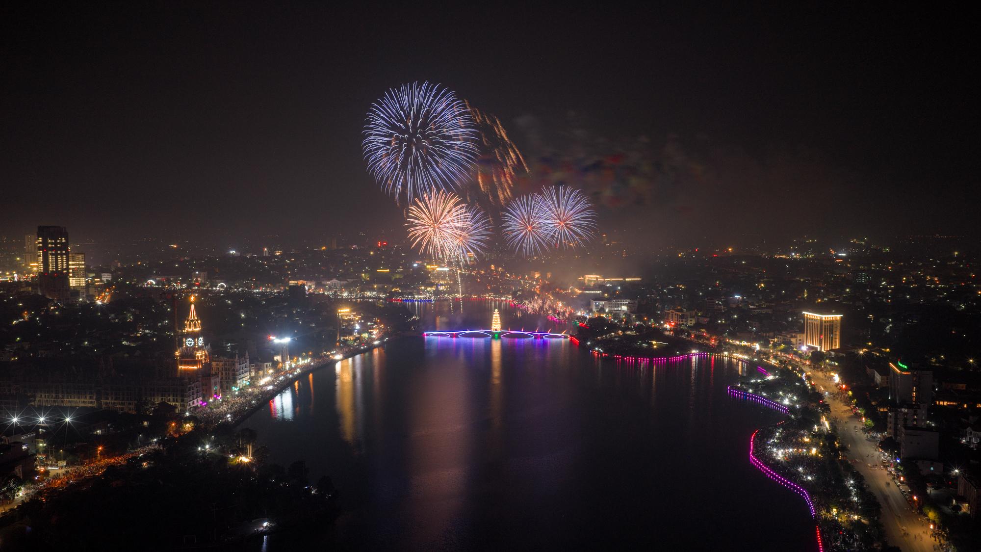 Ph&aacute;o hoa rực s&aacute;ng Đất Tổ ch&agrave;o mừng Giỗ Tổ H&ugrave;ng Vương 2026 - Ảnh 7.