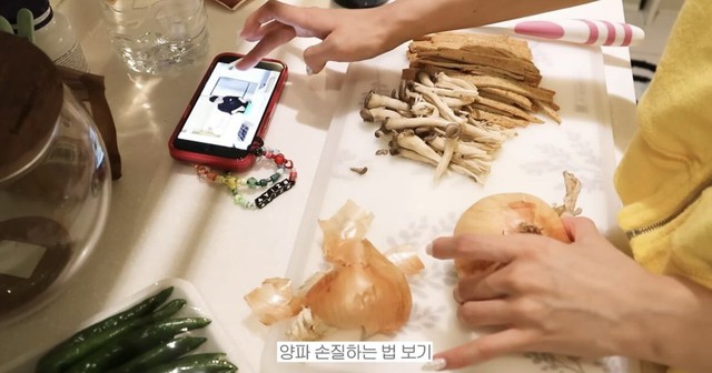 Song Ji Ah chia sẻ loạt tips giữ c&acirc;n nặng ở mức 42kg, kh&ocirc;ng ai đồng t&igrave;nh- Ảnh 3.