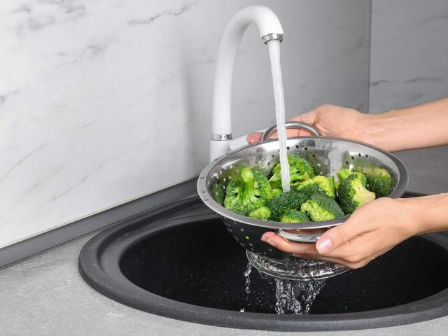 Rửa s&uacute;p lơ thế n&agrave;o mới sạch? Chuy&ecirc;n gia m&aacute;ch mẹo 