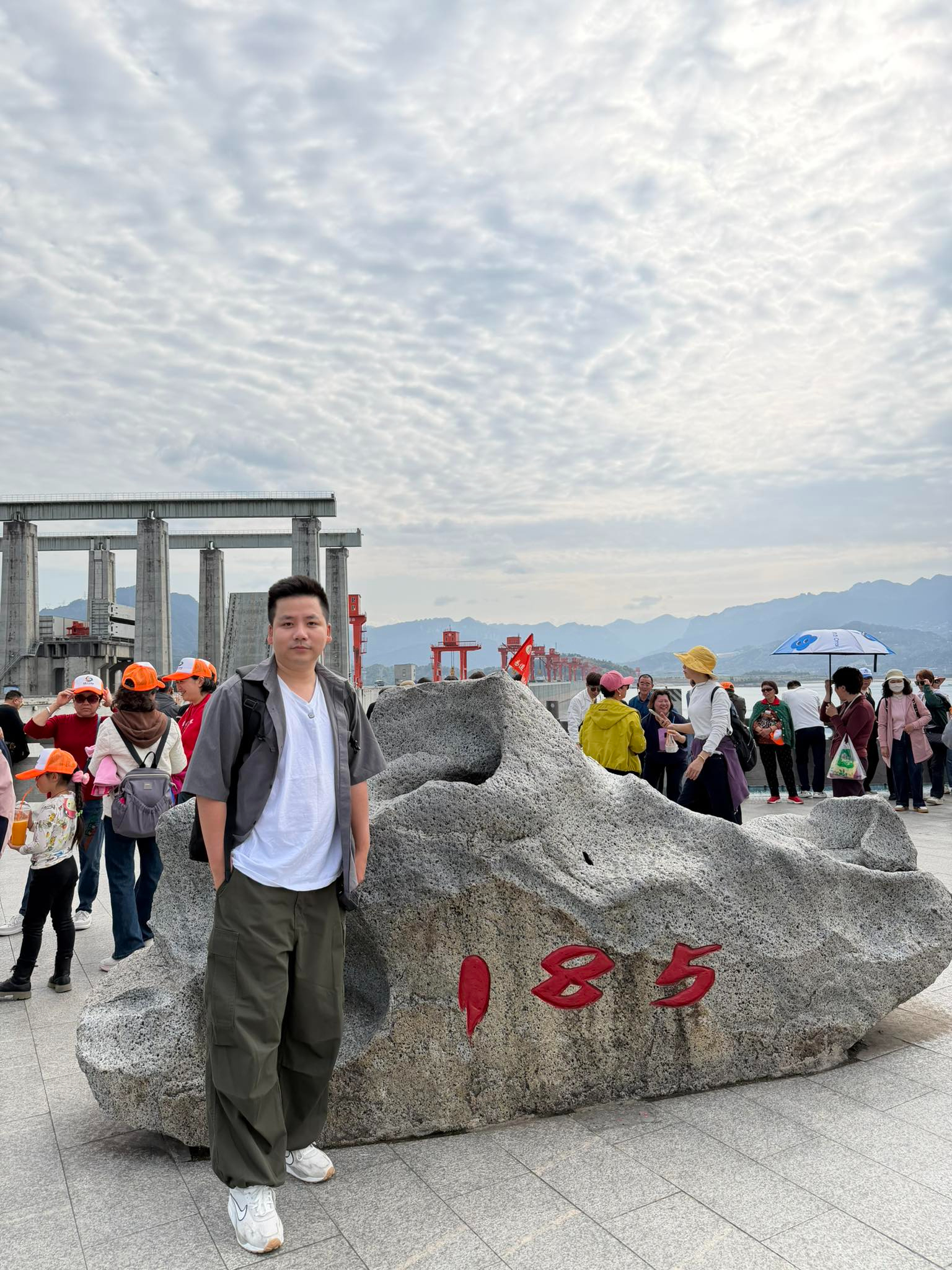 Khoa Pug trở lại Facebook sau 4 năm: H&agrave;nh tr&igrave;nh trưởng th&agrave;nh v&agrave; thay đổi - Ảnh 1.