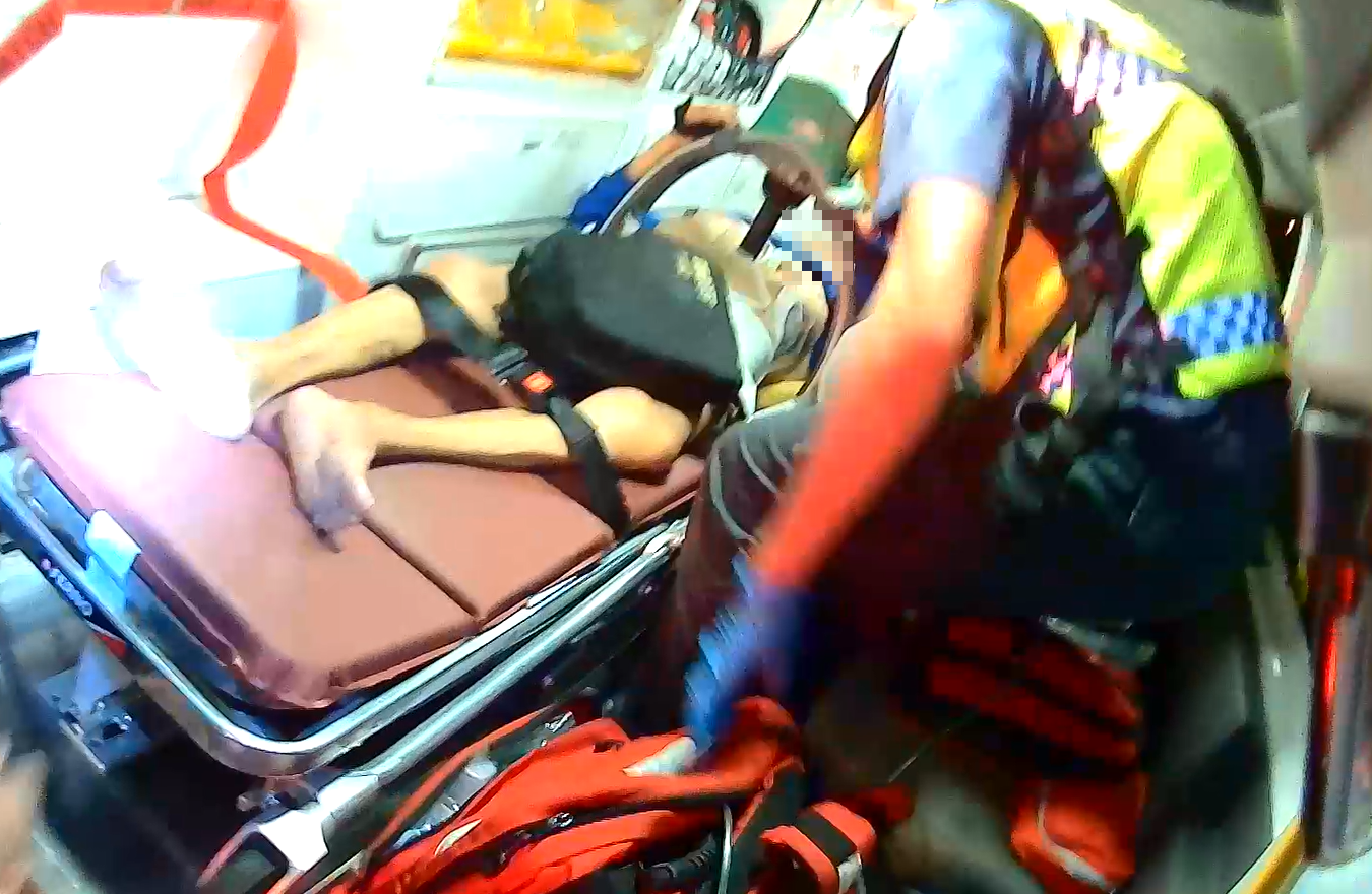 Ch&agrave;ng trai 25 tuổi đột nhi&ecirc;n h&eacute;t lớn rồi ngất xỉu khi đang &acirc;n &aacute;i với người y&ecirc;u, b&aacute;c sĩ t&igrave;m ra 1 