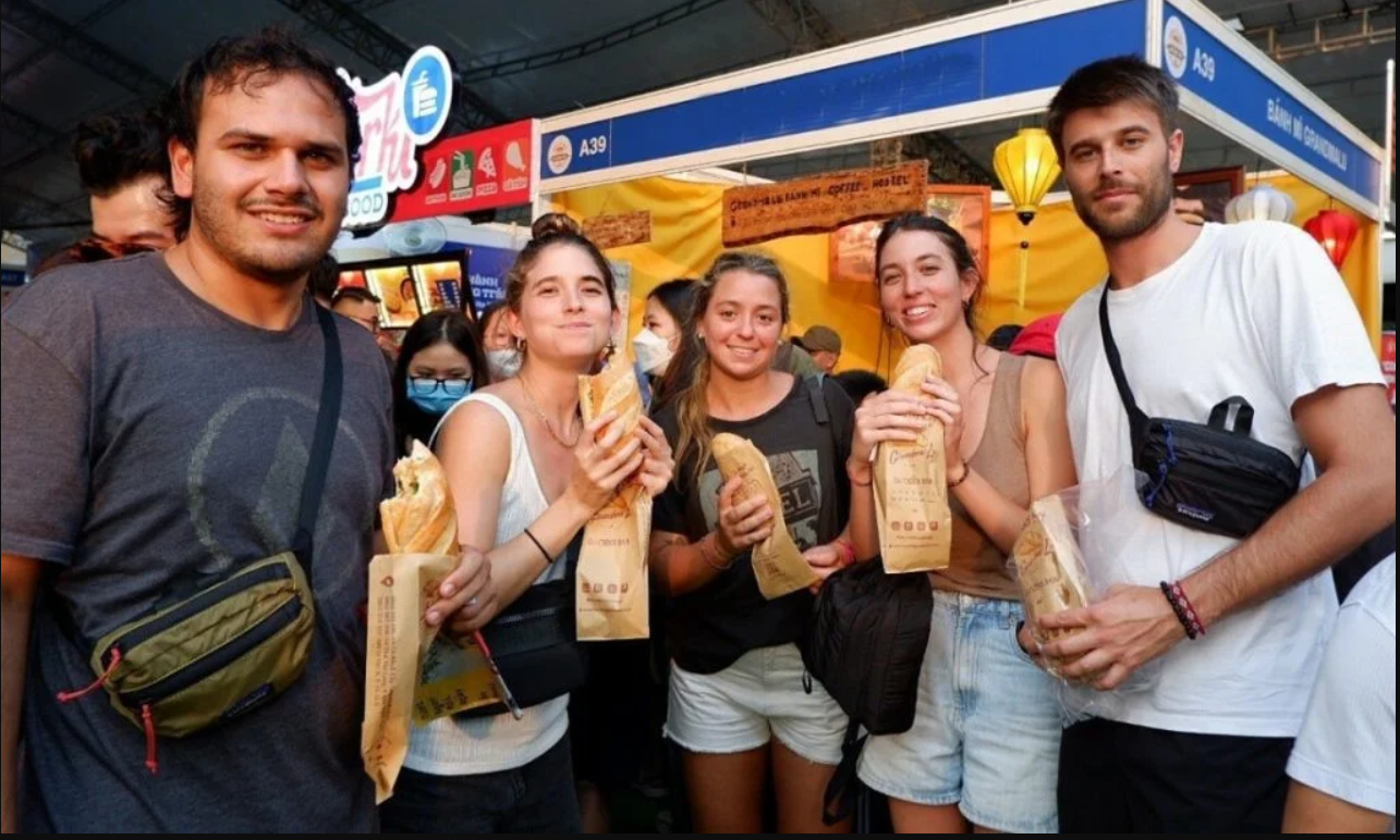 B&aacute;nh m&igrave; Việt Nam - m&oacute;n ăn khiến kh&aacute;ch T&acirc;y nghiện Suốt 7 ng&agrave;y kh&ocirc;ng ch&aacute;n - Ảnh 3.