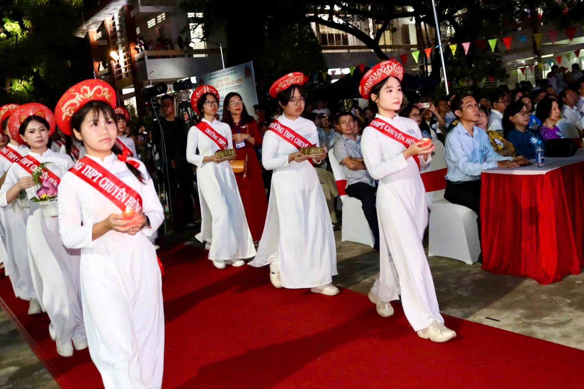 Nhiều hoạt động &yacute; nghĩa, x&uacute;c động tưởng nhớ Quốc tổ H&ugrave;ng Vương ở TPHCM - Ảnh 6.
