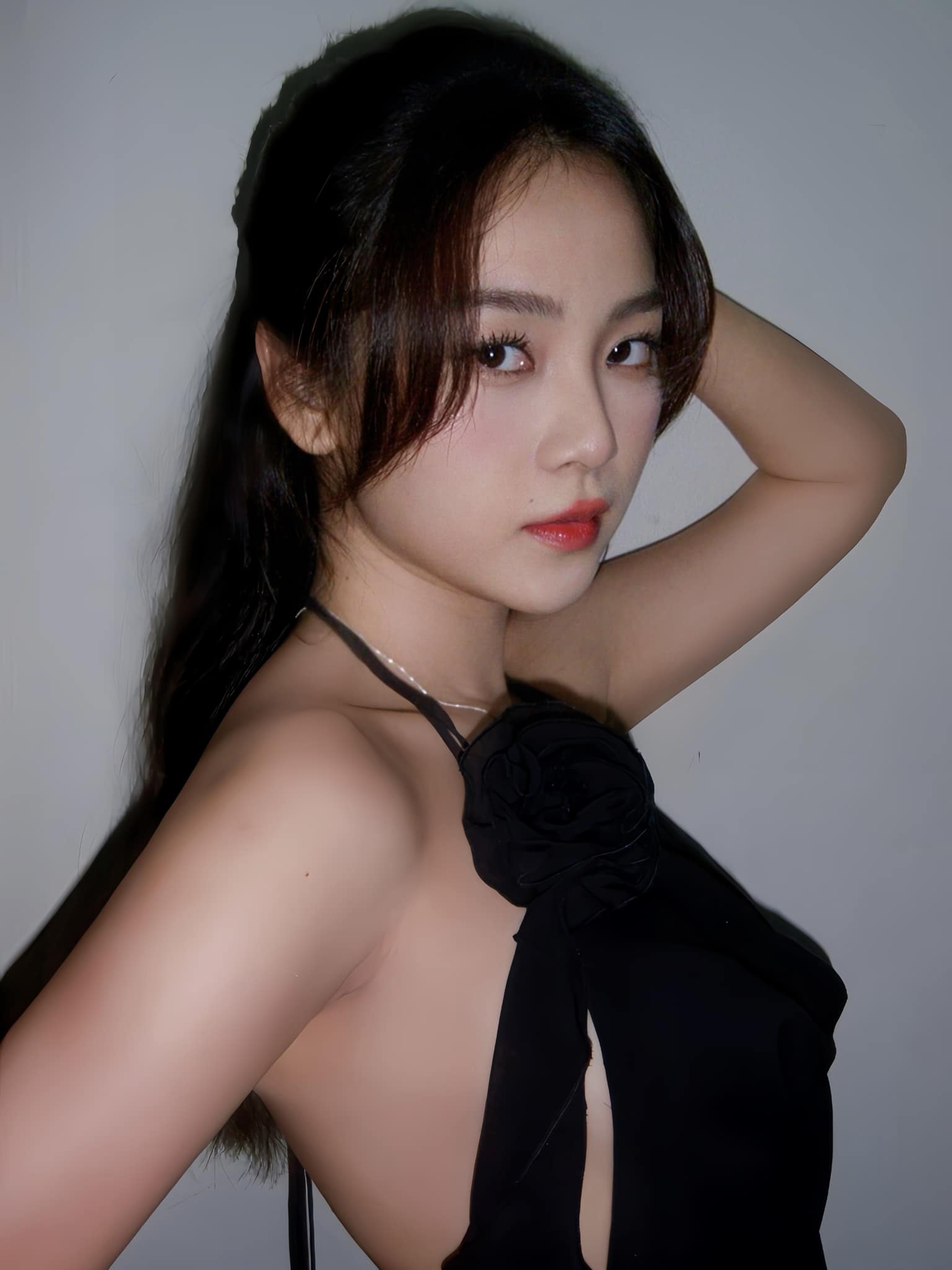 Bản sao Angela Phương Trinh thay đổi ho&agrave;n to&agrave;n, lột x&aacute;c gợi cảm- Ảnh 6.