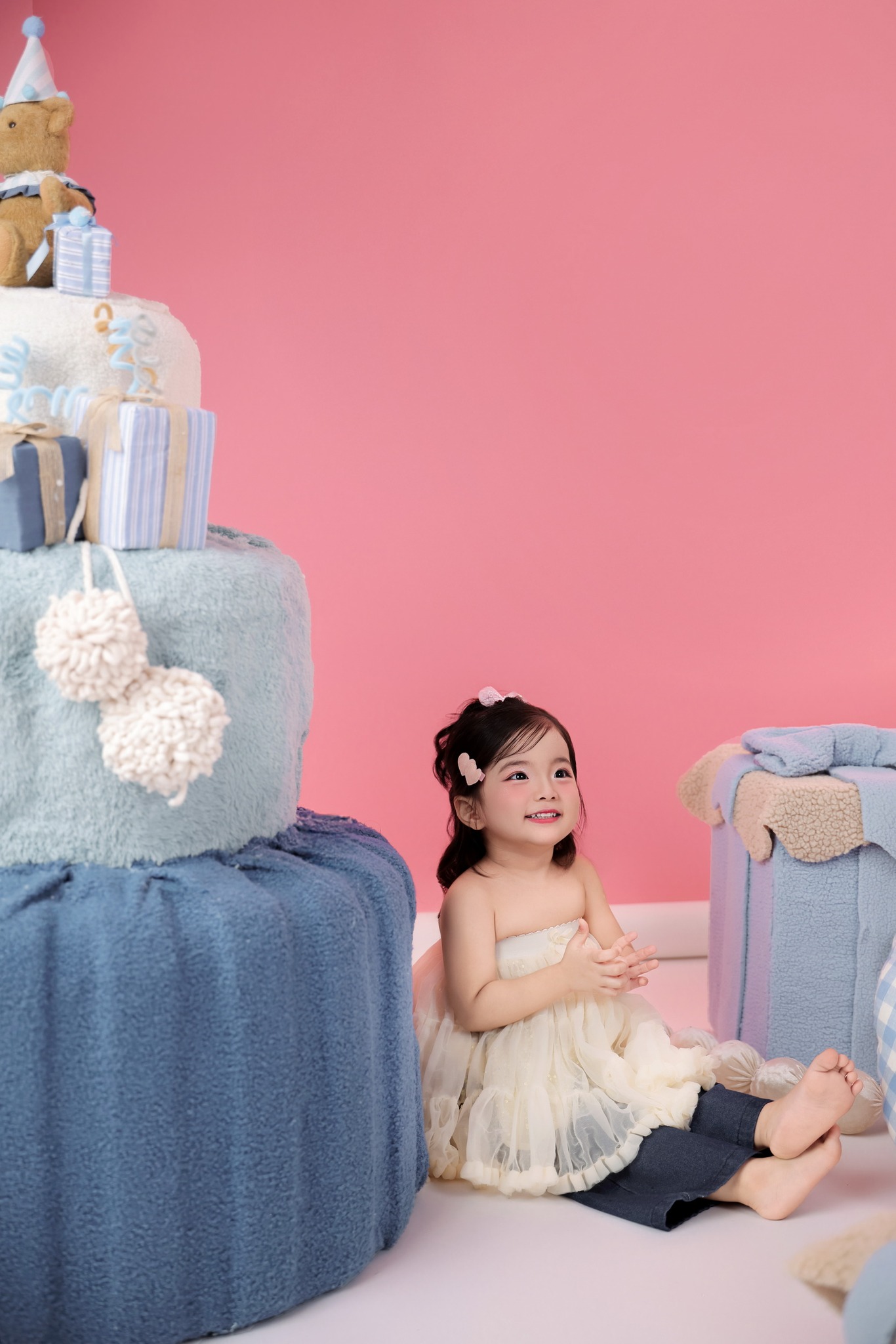 Visual b&uacute;p b&ecirc; sống của Lisa nh&agrave; Kh&aacute;nh Thi - Phan Hiển g&acirc;y sốt - Ảnh 5.