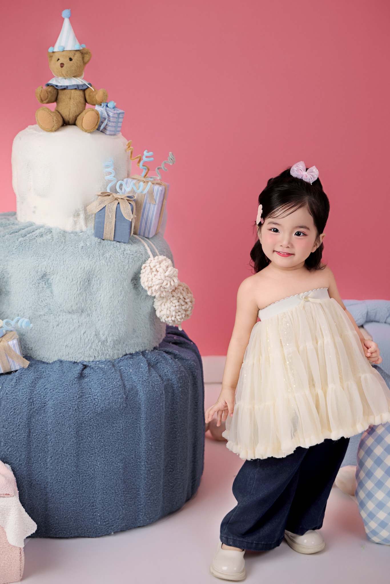 Visual b&uacute;p b&ecirc; sống của Lisa nh&agrave; Kh&aacute;nh Thi - Phan Hiển g&acirc;y sốt - Ảnh 6.
