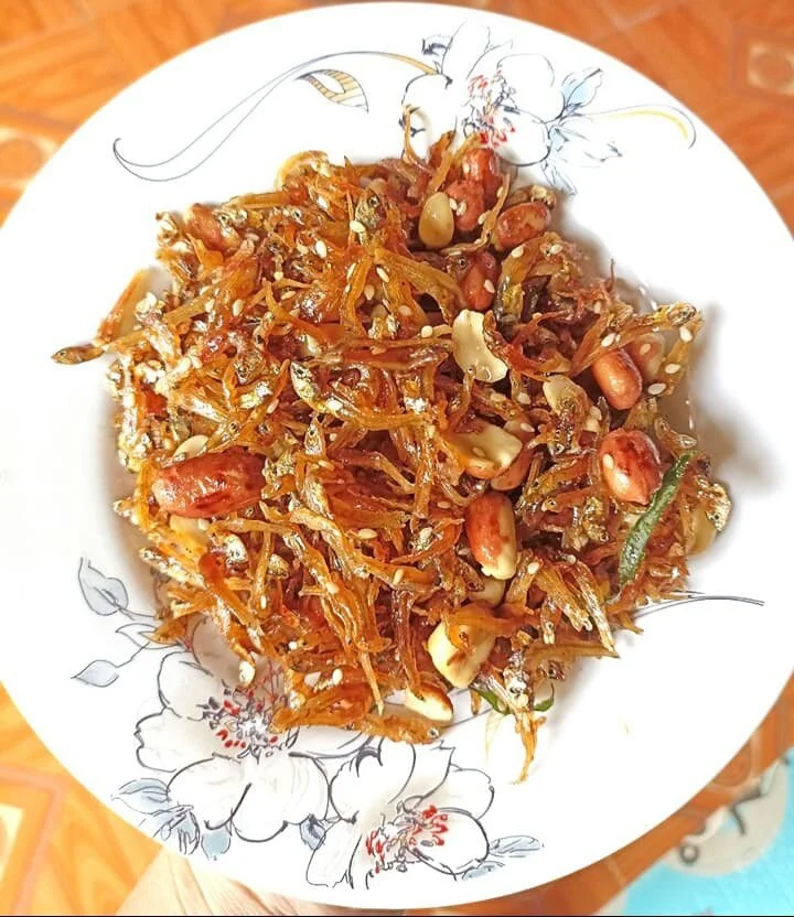 Đặc sản qu&yacute; mỗi năm chỉ c&oacute; một m&ugrave;a, rất gi&agrave;u canxi, từ gi&agrave; tới trẻ ai cũng m&ecirc; - Ảnh 2.