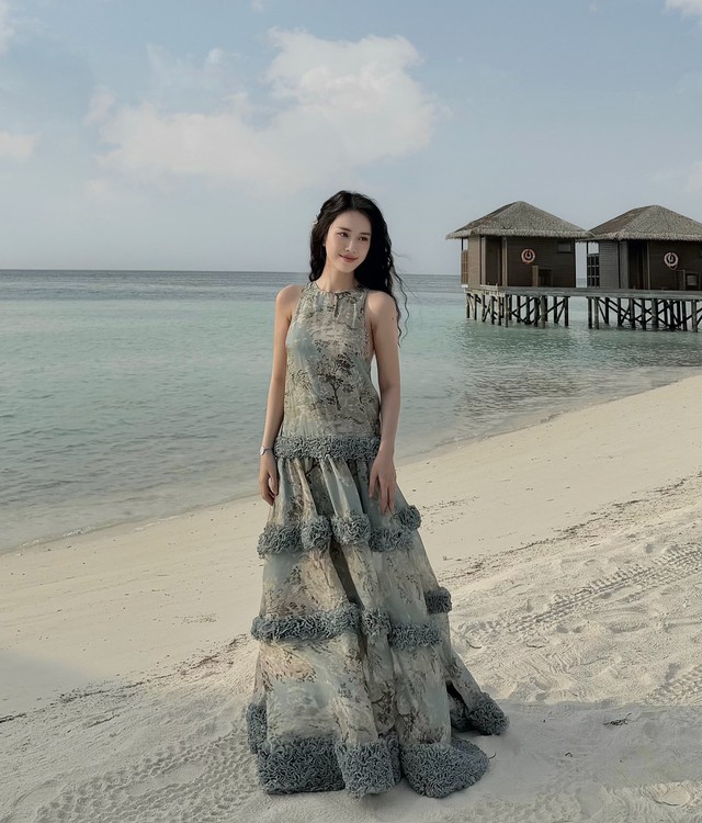 MC VTV Ng&ocirc; Mai Phương xinh đẹp sau khi l&agrave;m mẹ hai con - Ảnh 9.