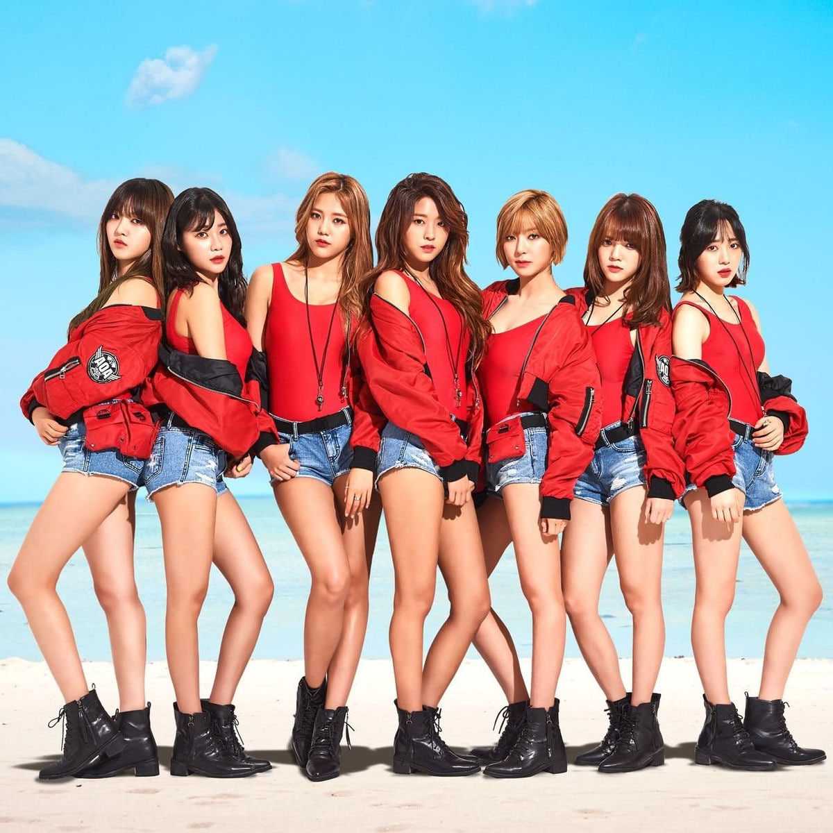 Showbiz t&igrave;m đỏ mắt kh&ocirc;ng ra ngọc nữ quốc d&acirc;n thứ hai: Body n&eacute;t căng từng v&ograve;ng, hết thời v&igrave; l&yacute; do 