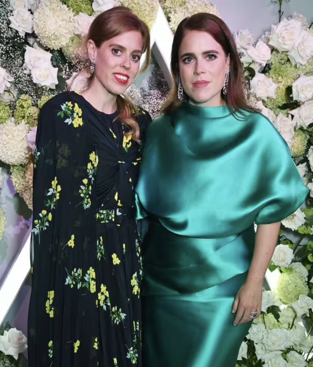 Sarah Ferguson v&agrave; cuộc phỏng vấn g&acirc;y tranh c&atilde;i: Con g&aacute;i Beatrice , Eugenie lo lắng - Ảnh 2.