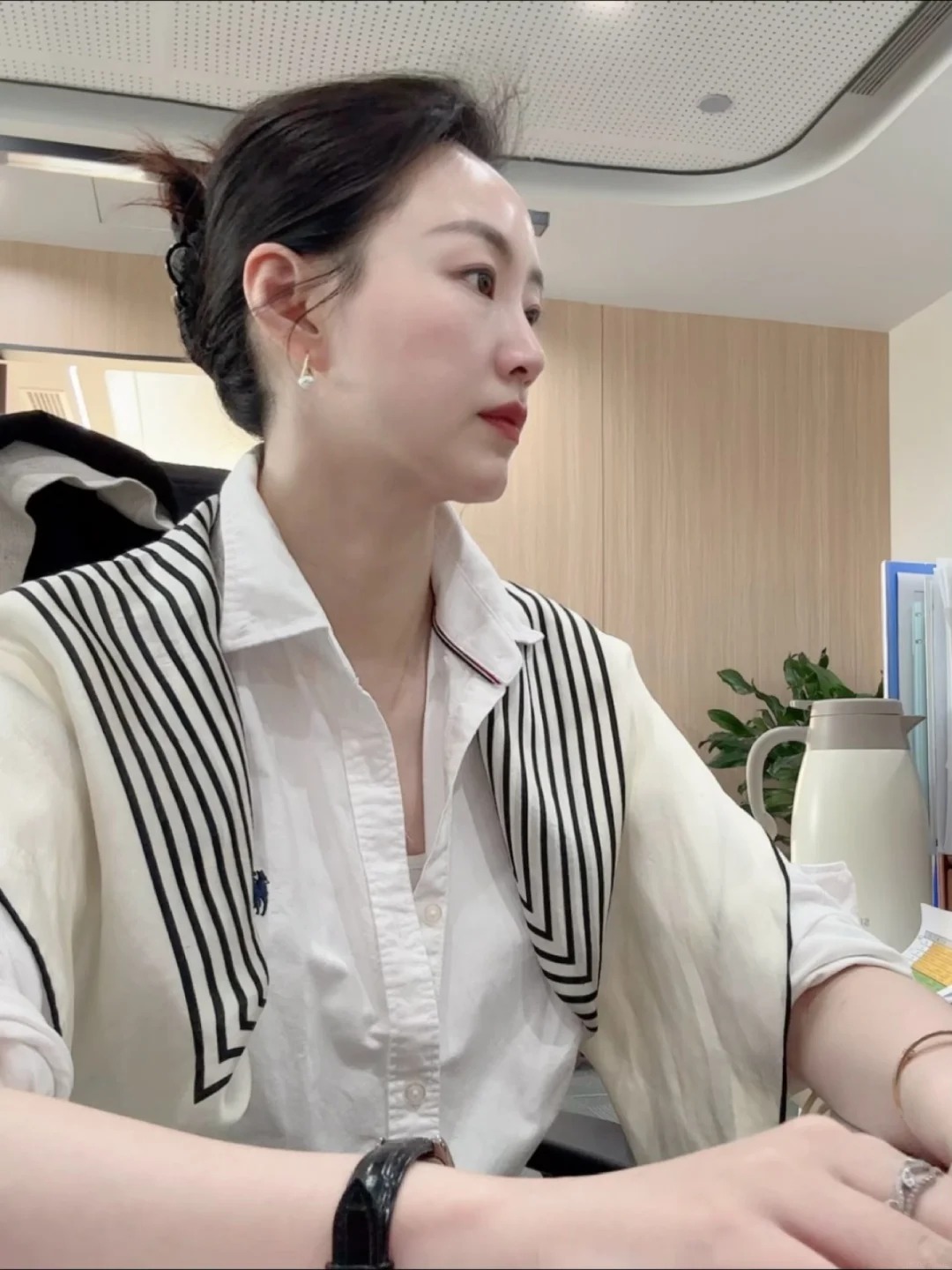 3 L&aacute; chắn người đi l&agrave;m U35 cần c&oacute; để bảo vệ qũy dự ph&ograve;ng trước cơn b&atilde;o sa thải - Ảnh 1.