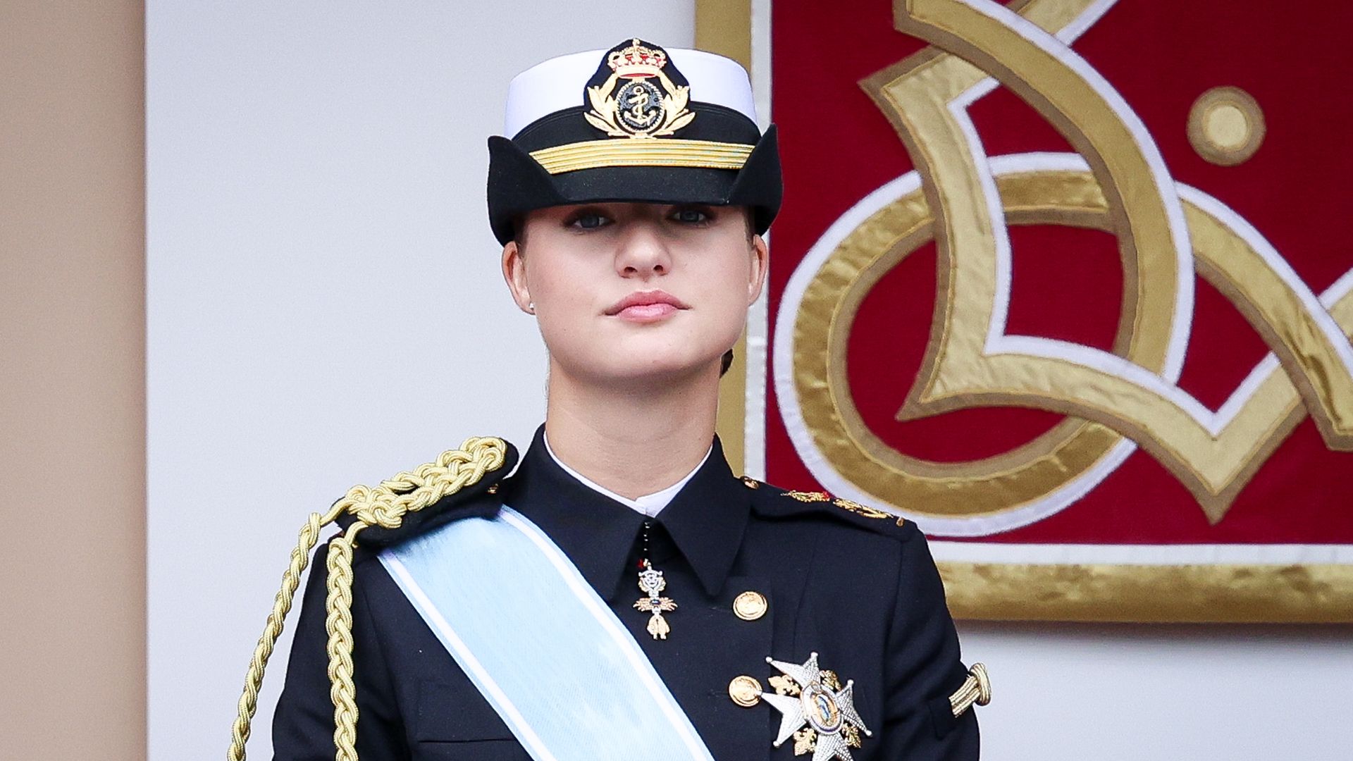 C&ocirc;ng ch&uacute;a Leonor được huấn luyện khắc nghiệt như nam giới: 3 năm lục qu&acirc;n, hải qu&acirc;n, kh&ocirc;ng qu&acirc;n v&agrave; b&agrave;i học 