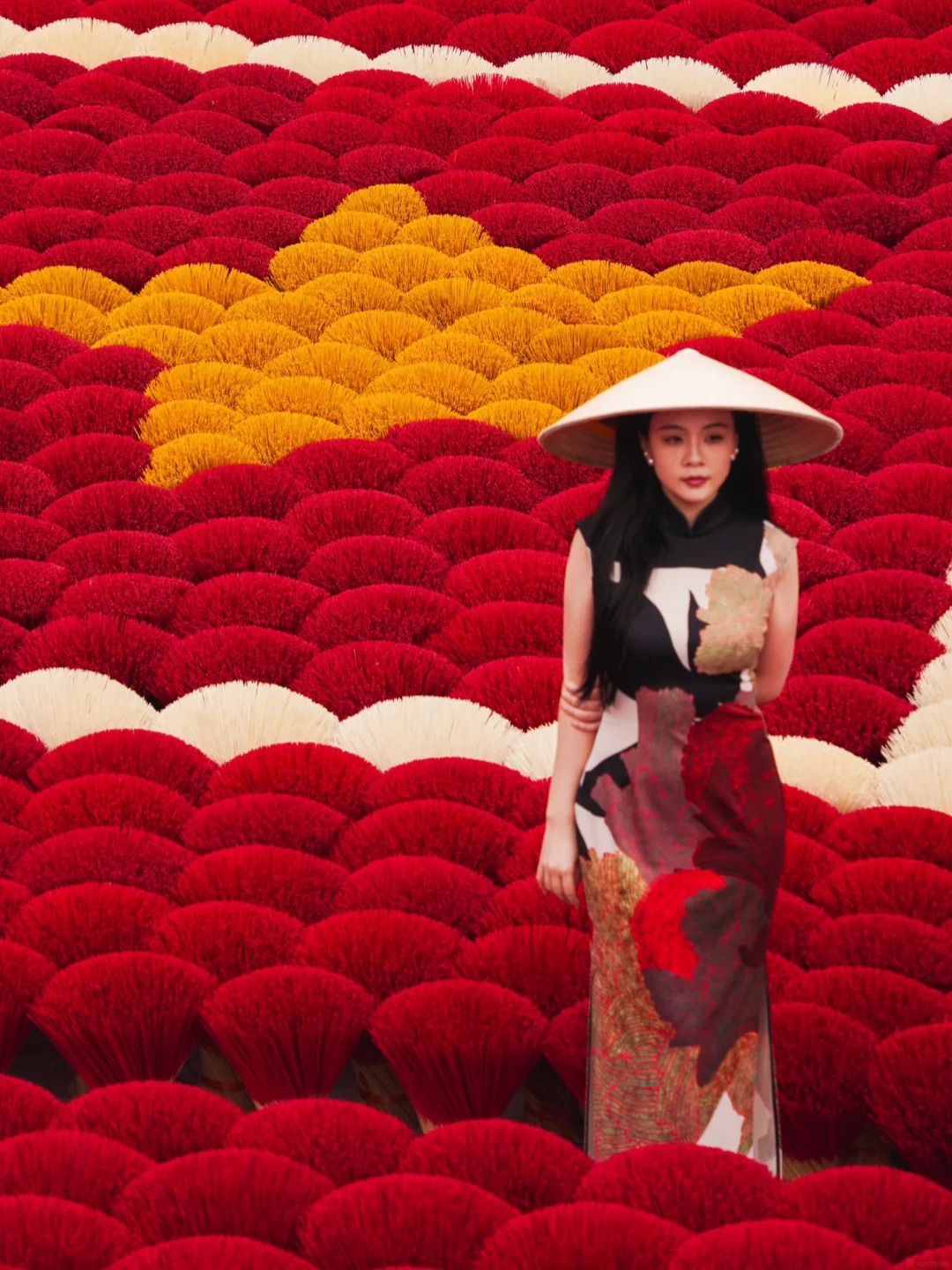 Kh&aacute;m ph&aacute; l&agrave;ng tăm hương Quảng Ph&uacute; Cầu đẹp như tranh gần H&agrave; Nội 2026 - Ảnh 4.