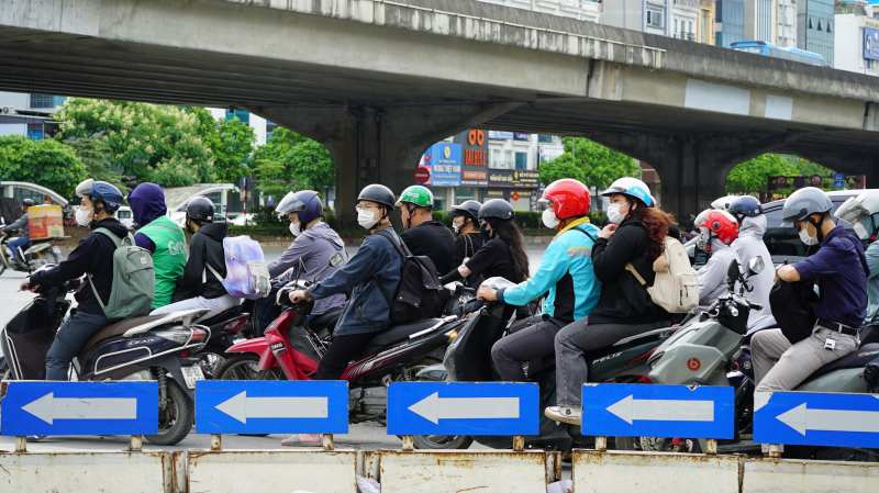 Thời tiết H&agrave; Nội ng&agrave;y 29 / 4: Kh&ocirc;ng kh&iacute; lạnh tr&agrave;n về trước dịp nghỉ lễ 30 / 4 - 1 / 5 - Ảnh 1.