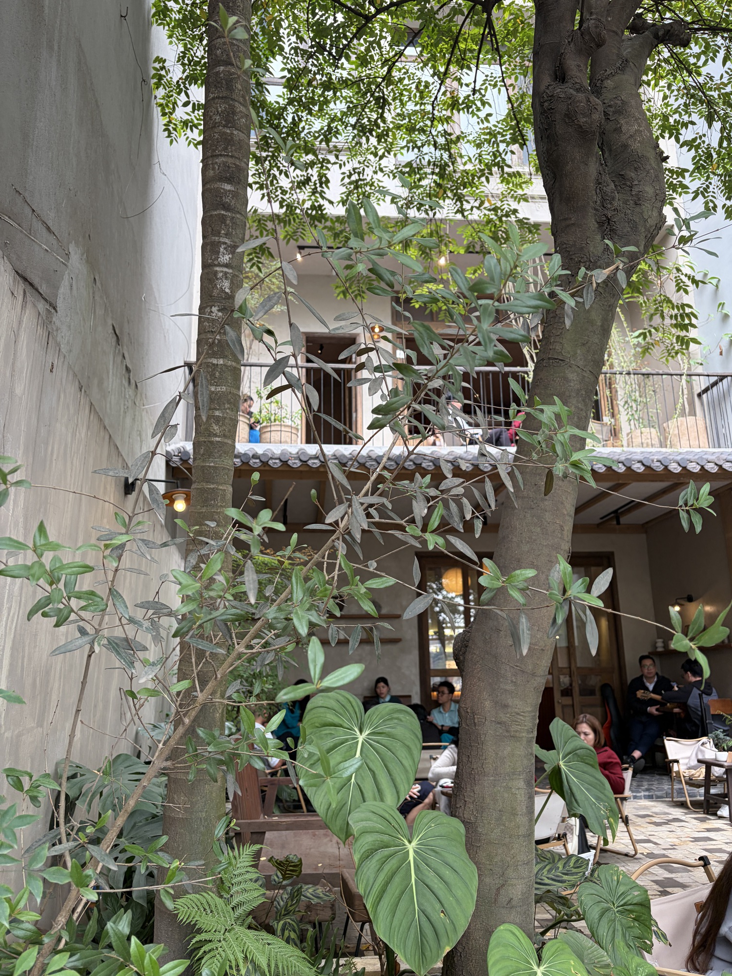 5 Qu&aacute;n c&agrave; ph&ecirc; nghệ thuật ở H&agrave; Nội cho ng&agrave;y lễ 30 / 4 - 1 / 5 thư gi&atilde;n tuyệt vời - Ảnh 11.