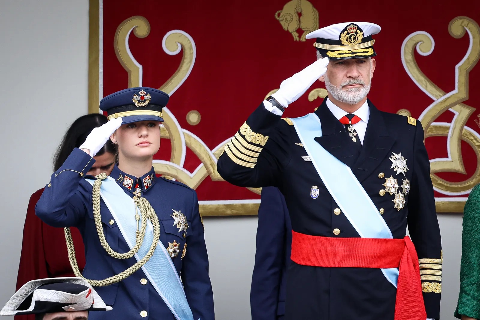 C&ocirc;ng ch&uacute;a Leonor được huấn luyện khắc nghiệt như nam giới: 3 năm lục qu&acirc;n, hải qu&acirc;n, kh&ocirc;ng qu&acirc;n v&agrave; b&agrave;i học 