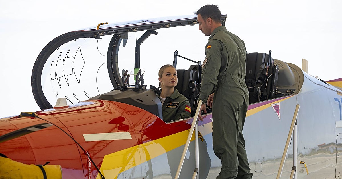 C&ocirc;ng ch&uacute;a Leonor được huấn luyện khắc nghiệt như nam giới: 3 năm lục qu&acirc;n, hải qu&acirc;n, kh&ocirc;ng qu&acirc;n v&agrave; b&agrave;i học 