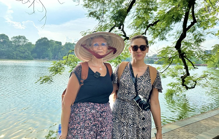 Việt Nam nằm trong Top 5 quốc gia an to&agrave;n nhất cho phụ nữ đi du lịch một m&igrave;nh - Ảnh 1.