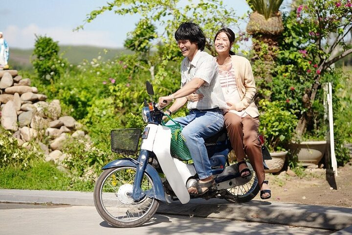 Khương l&ecirc;: Từ cầu thủ b&oacute;ng rổ tới nam ch&iacute;nh phim ăn kh&aacute;ch 2026 - Ảnh 2.