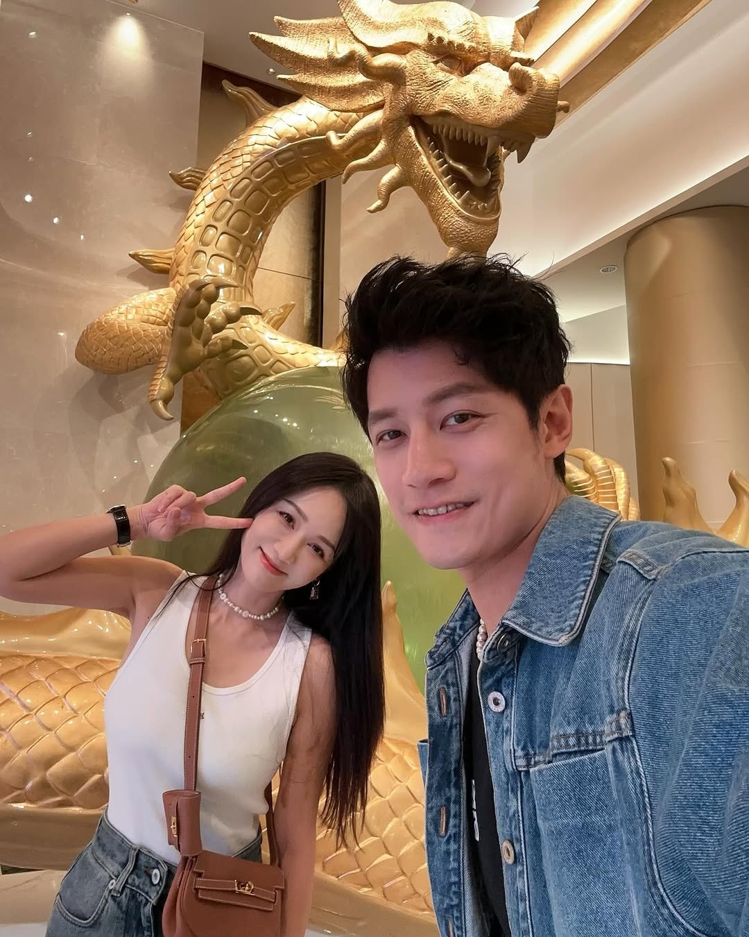 Trần Kiều &Acirc;n v&agrave; chồng trẻ: H&ocirc;n nh&acirc;n hạnh ph&uacute;c v&agrave; nhan sắc kh&ocirc;ng tuổi 2026 - Ảnh 12.