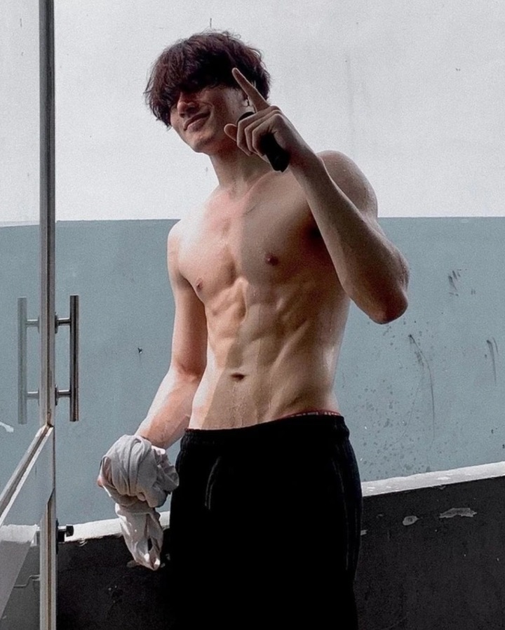 Khương l&ecirc;: Từ cầu thủ b&oacute;ng rổ tới nam ch&iacute;nh phim ăn kh&aacute;ch 2026 - Ảnh 7.