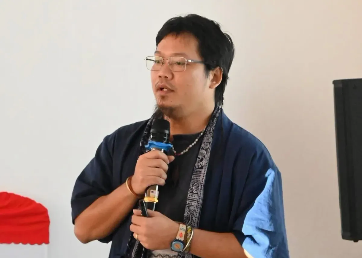 Nu&ocirc;i em  - Ảnh 1.