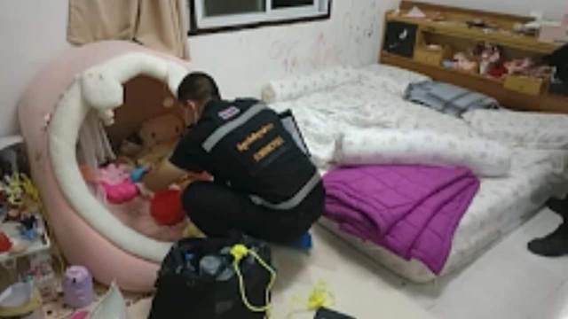 B&eacute; g&aacute;i 7 tuổi bị mẹ ruột s&aacute;t hại, hiện trường v&agrave; lời biện minh của thủ phạm khiến nhiều người phẫn nộ - Ảnh 1.