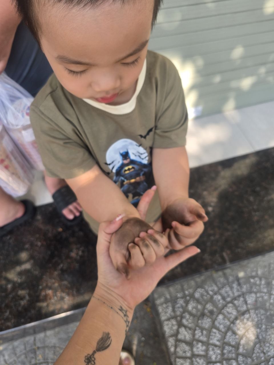 T&ocirc;i khuy&ecirc;n c&aacute;c mẹ: Cho con đi du lịch th&igrave; cứ phi&ecirc;n phiến đi một ch&uacute;t!- Ảnh 3.