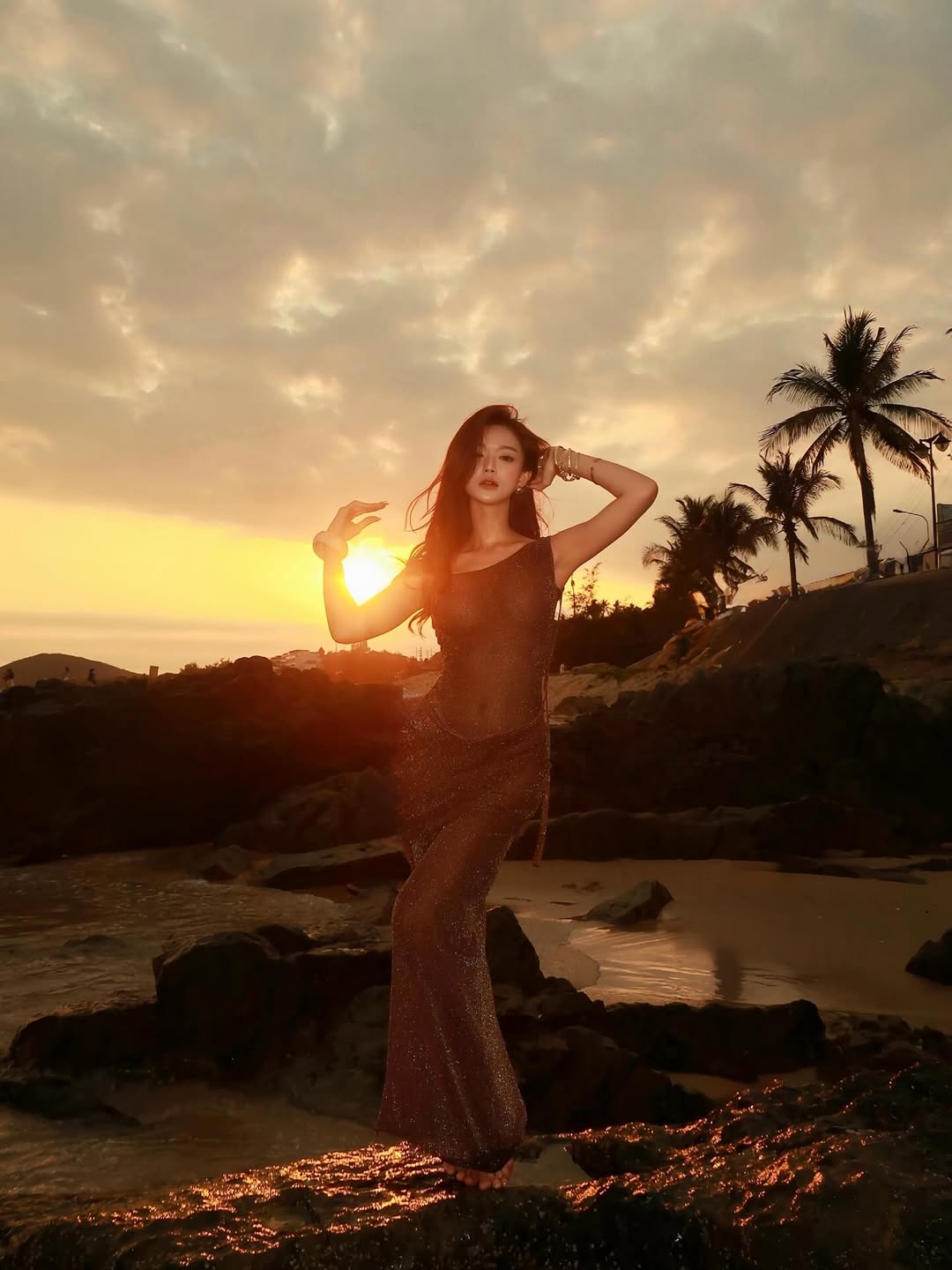 sunset-serotonin-1777539632732-17775396331221100106111.jpg