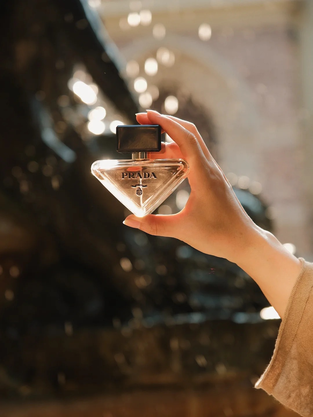 Nước hoa thu h&uacute;t t&igrave;nh y&ecirc;u gi&uacute;p bạn tho&aacute;t ế ngay năm 2026 với phong thủy vượng kh&iacute; - Ảnh 16.