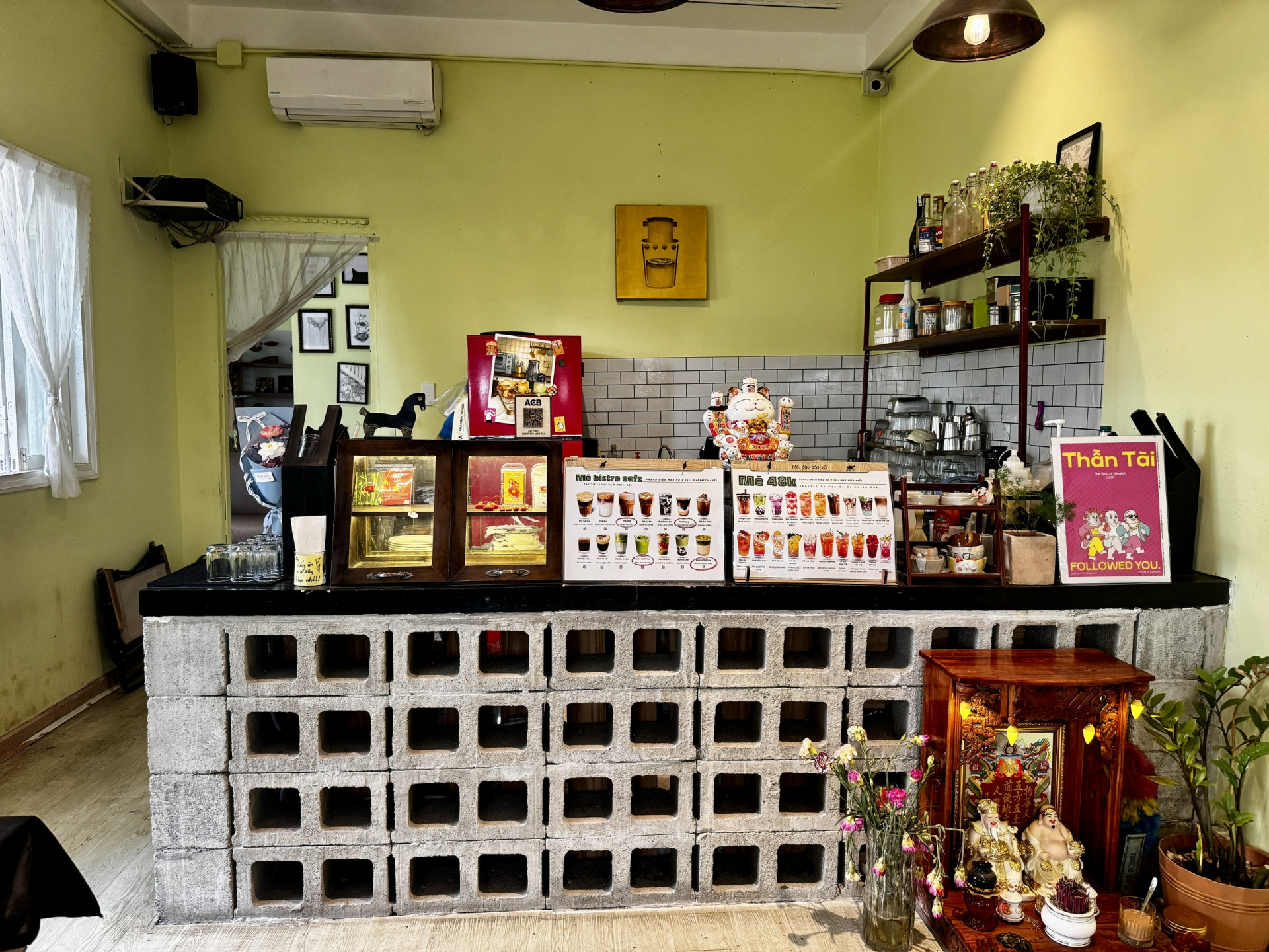 Kh&aacute;ch ngồi 10 tiếng tại qu&aacute;n c&agrave; ph&ecirc; v&agrave; đ&aacute;nh gi&aacute; 1 sao: Sự thật bất ngờ từ M&ecirc; Bistro Cafe - Ảnh 5.