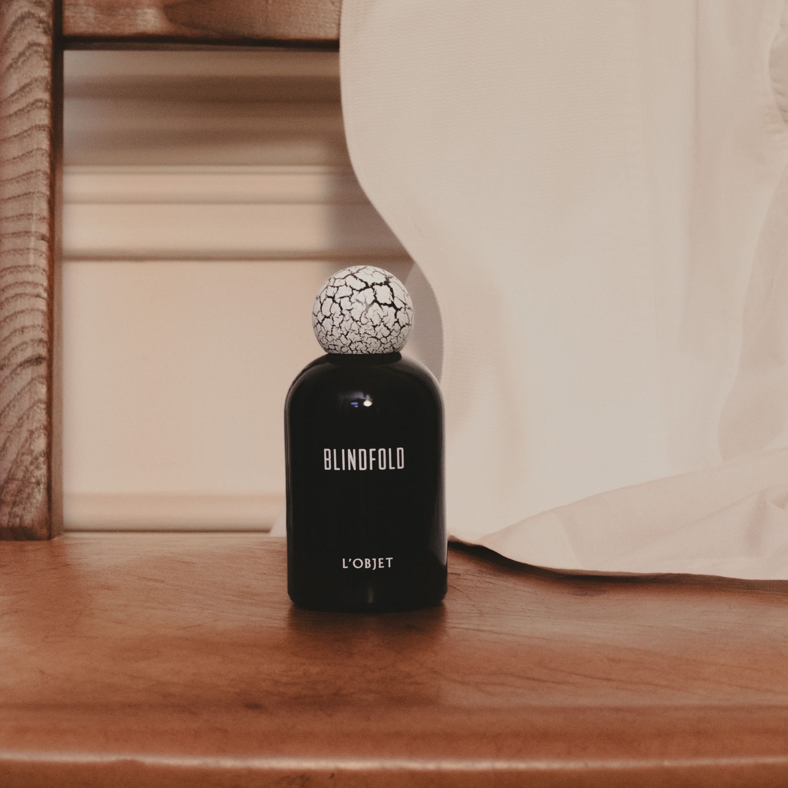 Nước hoa thu h&uacute;t t&igrave;nh y&ecirc;u gi&uacute;p bạn tho&aacute;t ế ngay năm 2026 với phong thủy vượng kh&iacute; - Ảnh 14.