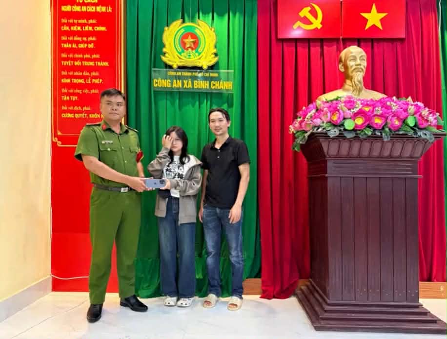 Trần Minh Anh bị bắt sau khi cướp giật iPhone 14 Pro Max của 2 b&eacute; g&aacute;i - Ảnh 3.