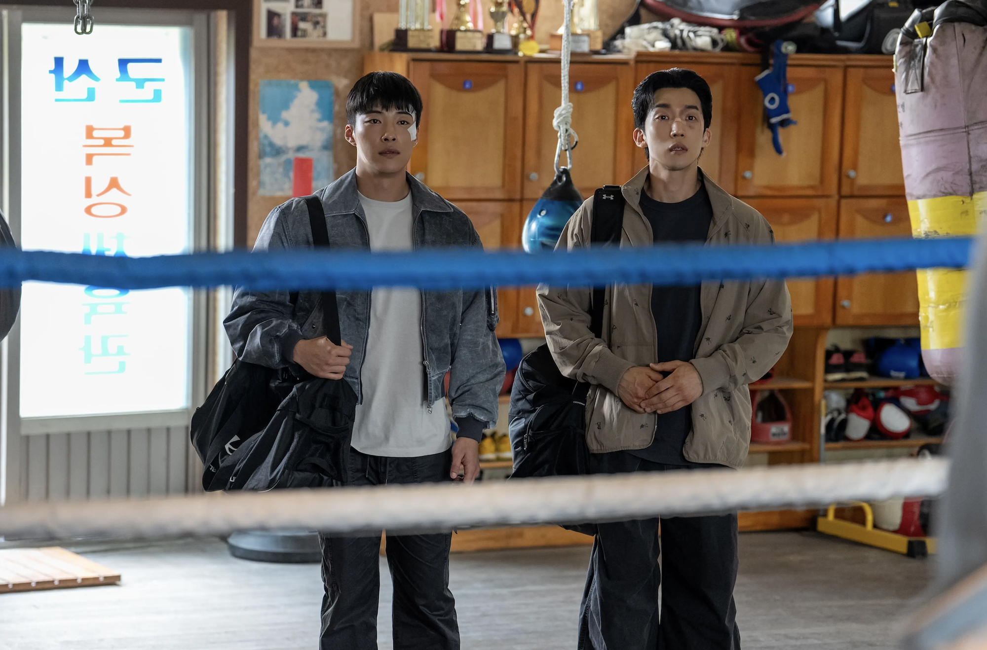 Hậu trường Bloodhounds 2: Những bí mật thú vị từ dàn diễn viên quy tụ tài năng - Ảnh 2. Hậu trường Bloodhounds 2: Những bí mật thú vị từ dàn diễn viên quy tụ tài năng - Ảnh 2.