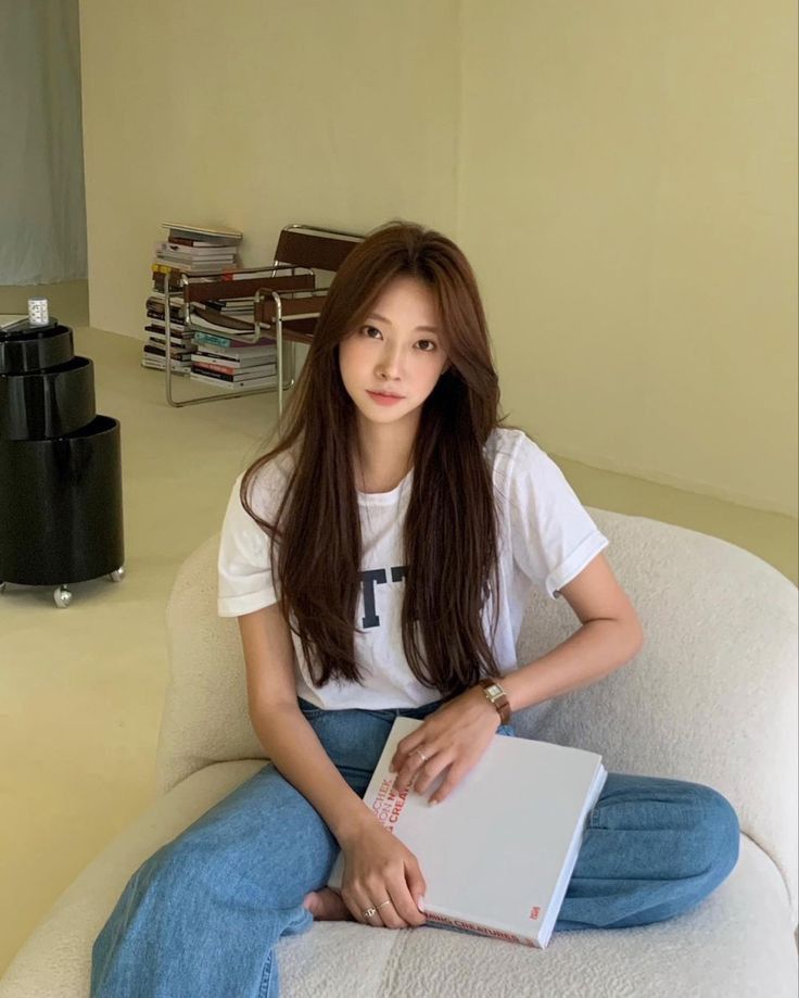 Mua v&agrave;ng mỗi th&aacute;ng để bớt ti&ecirc;u linh tinh nhưng nhiều người vẫn kh&ocirc;ng kh&aacute; l&ecirc;n- Ảnh 2.